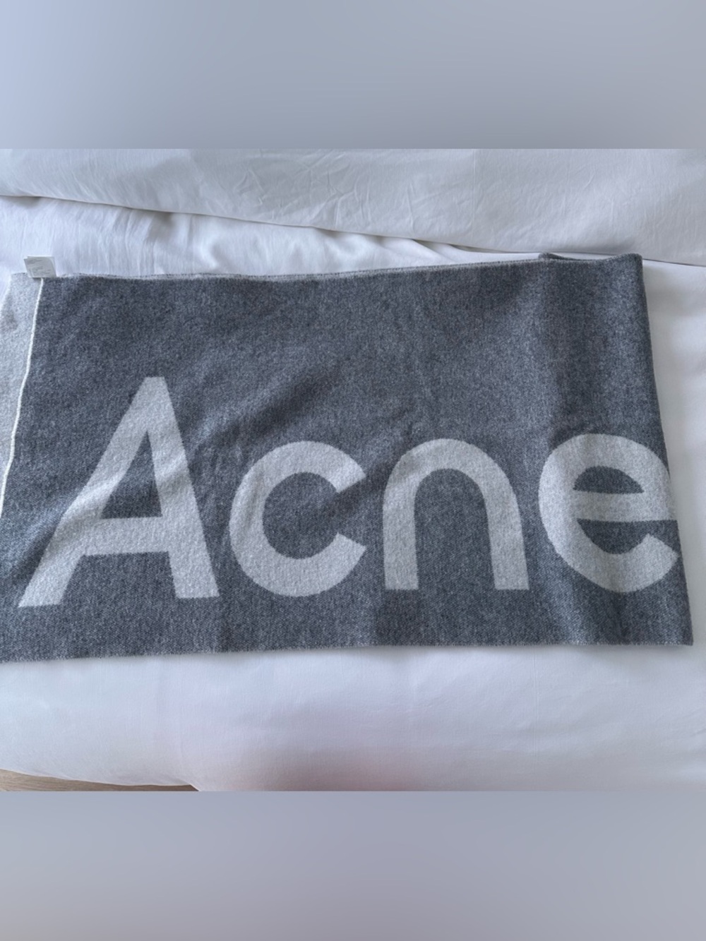 Acne Studios Gray Logo Knit Scarf - Reversible - Picture 2 of 4